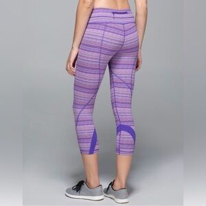 Lululemon Run: Inspire Crop II *All Luxtreme
Space Dye size 8 EUC